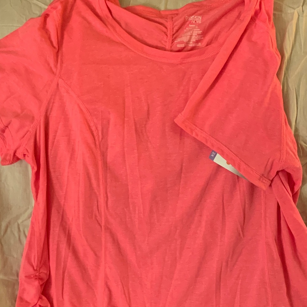 Danskin Now 2X Workout Top